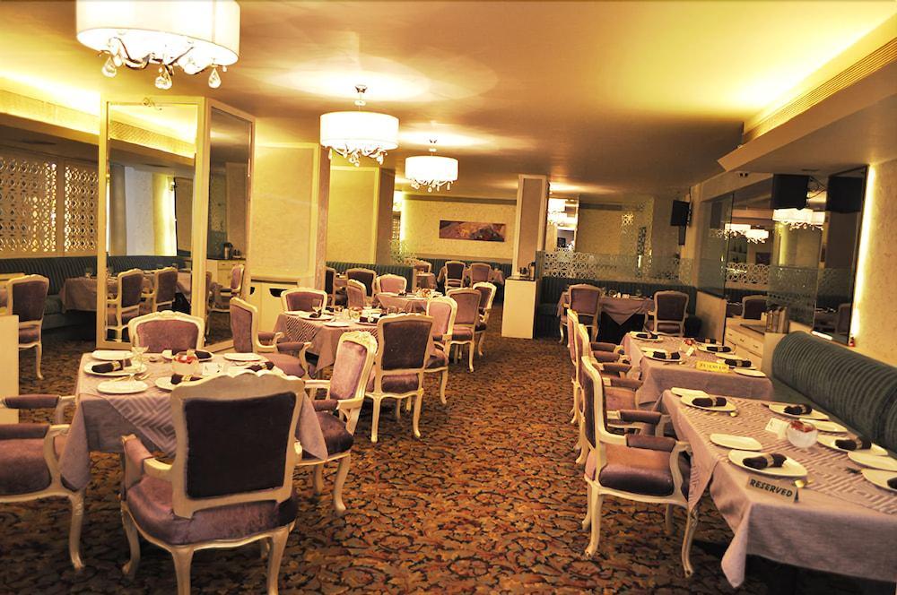 Hotel Centre Point Nágpur Kültér fotó