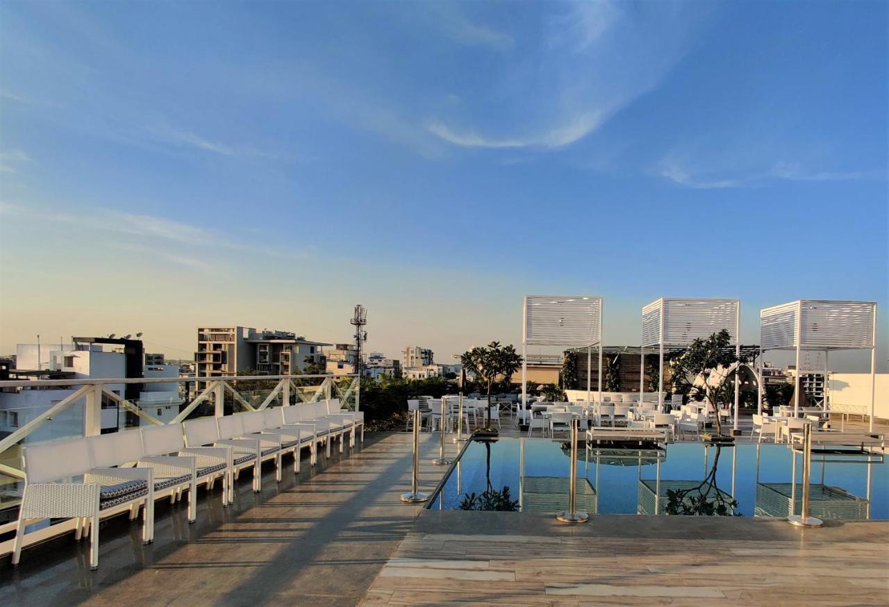 Hotel Centre Point Nágpur Kültér fotó