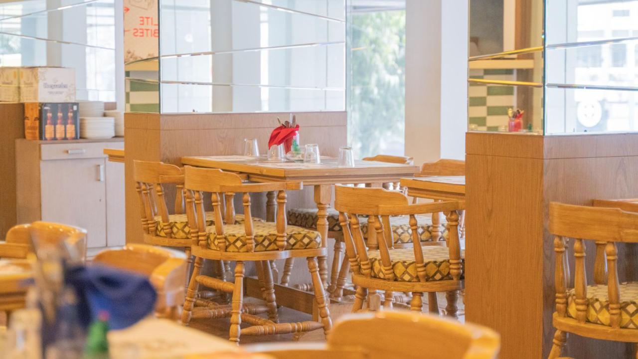Hotel Centre Point Nágpur Kültér fotó