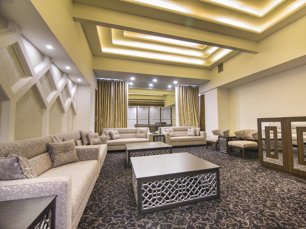 Hotel Centre Point Nágpur Kültér fotó